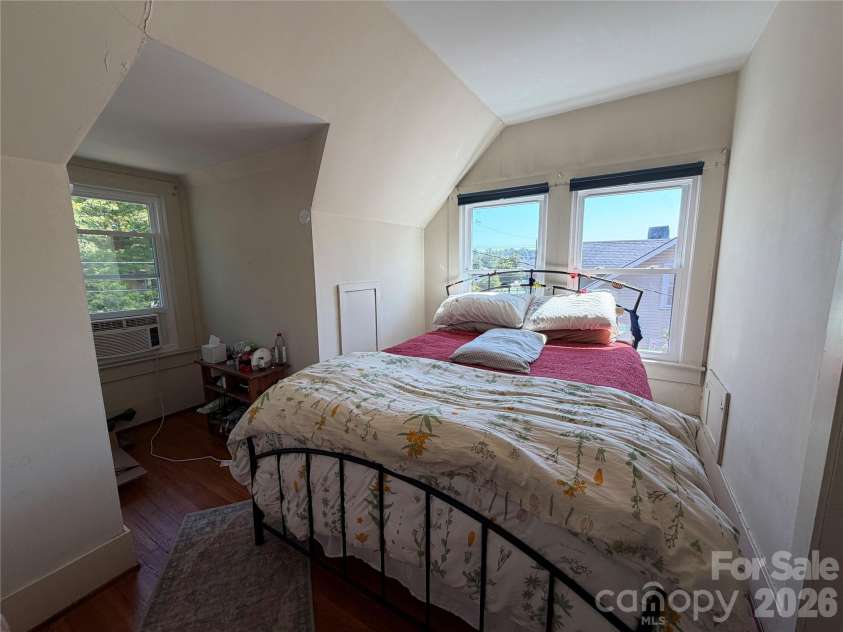177 6th Street, Rutherfordton, NC 28139.  MLS# CAR4422598, YatesRealty ID 50036. 