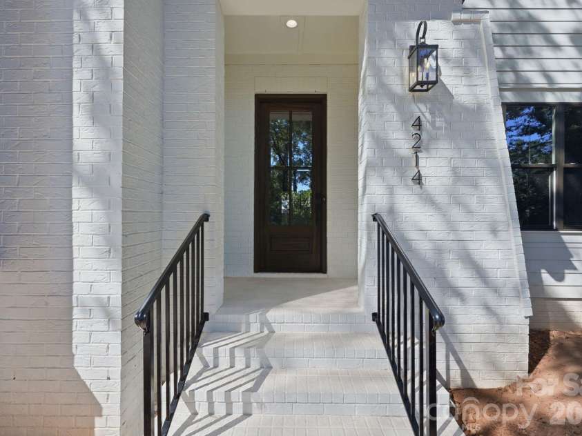 4214 Waterbury Drive, Charlotte, NC 28209.  MLS# CAR4422616, YatesRealty ID 50037. 
