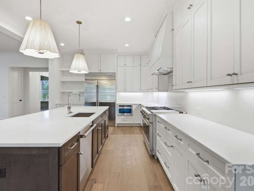 4214 Waterbury Drive, Charlotte, NC 28209.  MLS# CAR4422616, YatesRealty ID 50037. 