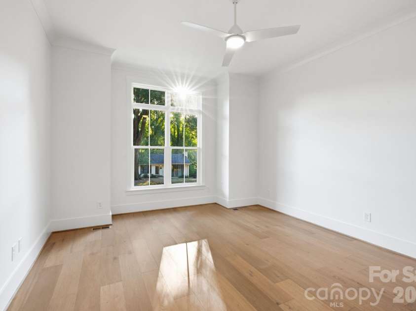 4214 Waterbury Drive, Charlotte, NC 28209.  MLS# CAR4422616, YatesRealty ID 50037. 