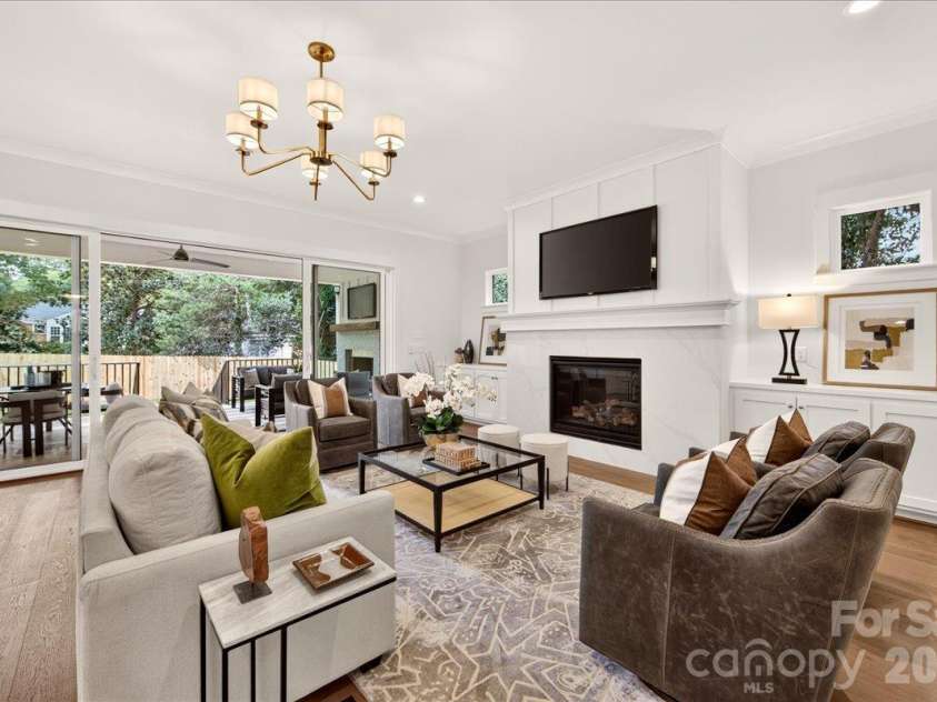 4214 Waterbury Drive, Charlotte, NC 28209.  MLS# CAR4422616, YatesRealty ID 50037. 