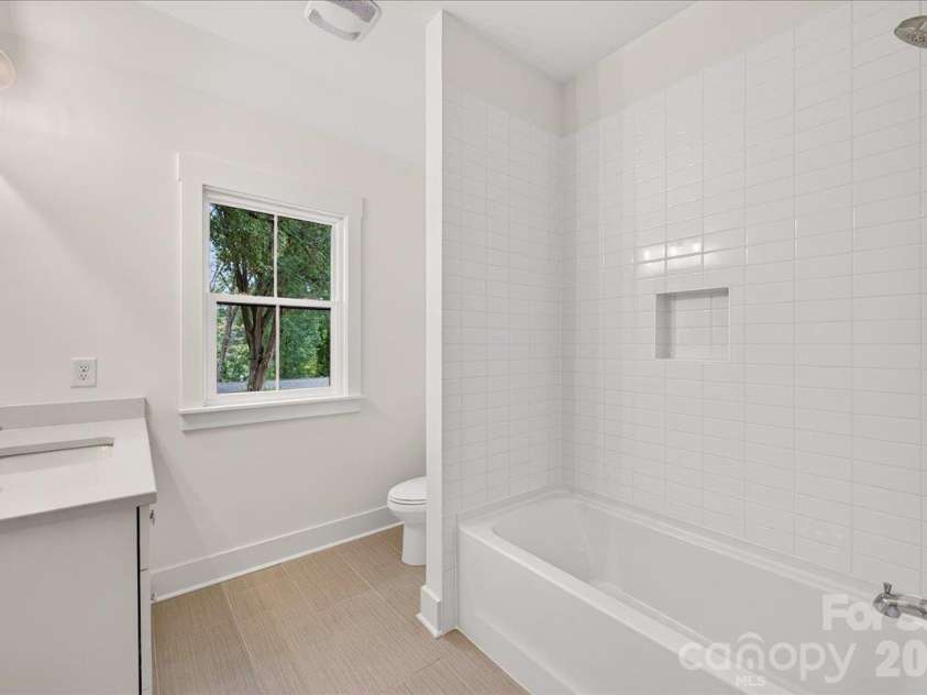 4214 Waterbury Drive, Charlotte, NC 28209.  MLS# CAR4422616, YatesRealty ID 50037. 