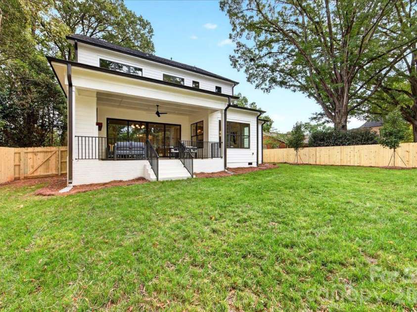 4214 Waterbury Drive, Charlotte, NC 28209.  MLS# CAR4422616, YatesRealty ID 50037. 