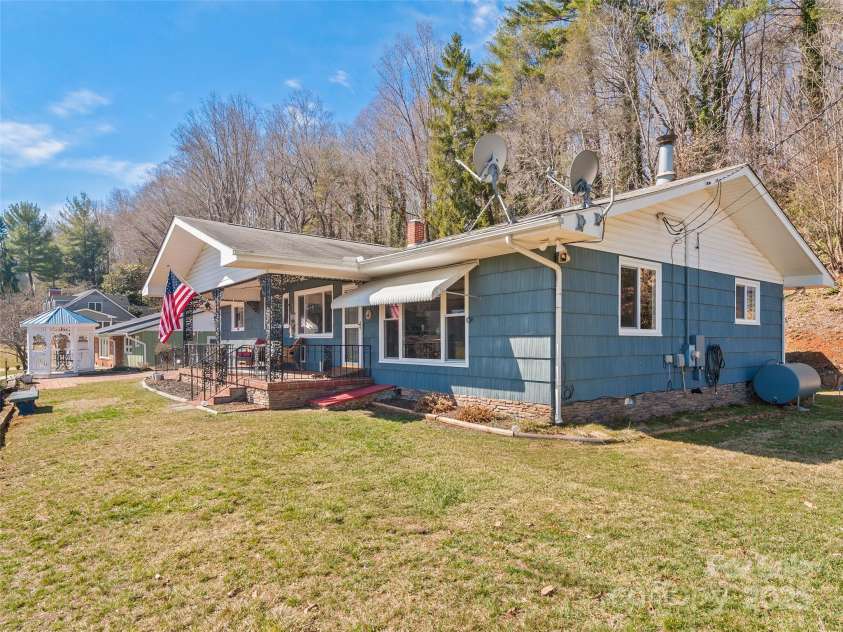 741 Golf Course Road, Waynesville, NC 28786.  MLS# CAR4228648, YatesRealty ID 5004. 