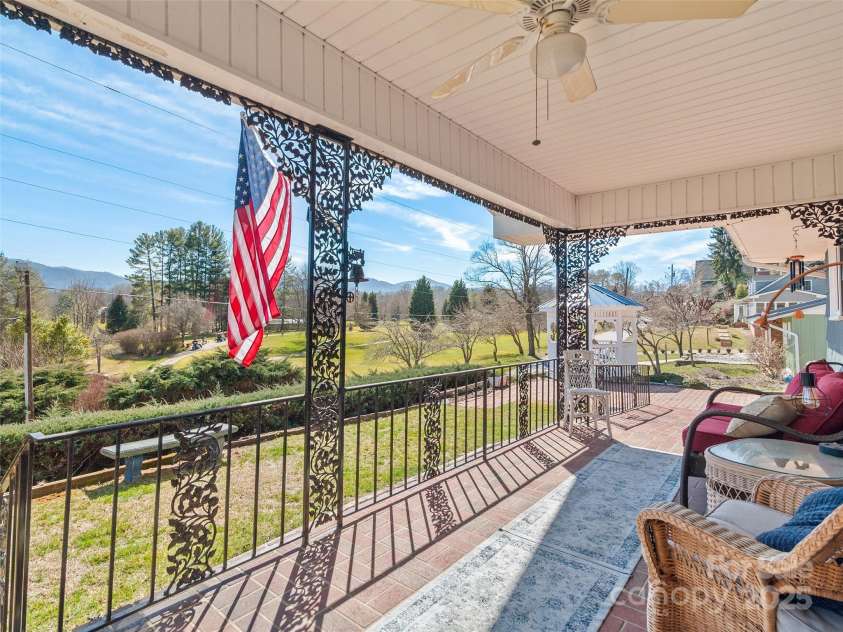741 Golf Course Road, Waynesville, NC 28786.  MLS# CAR4228648, YatesRealty ID 5004. 