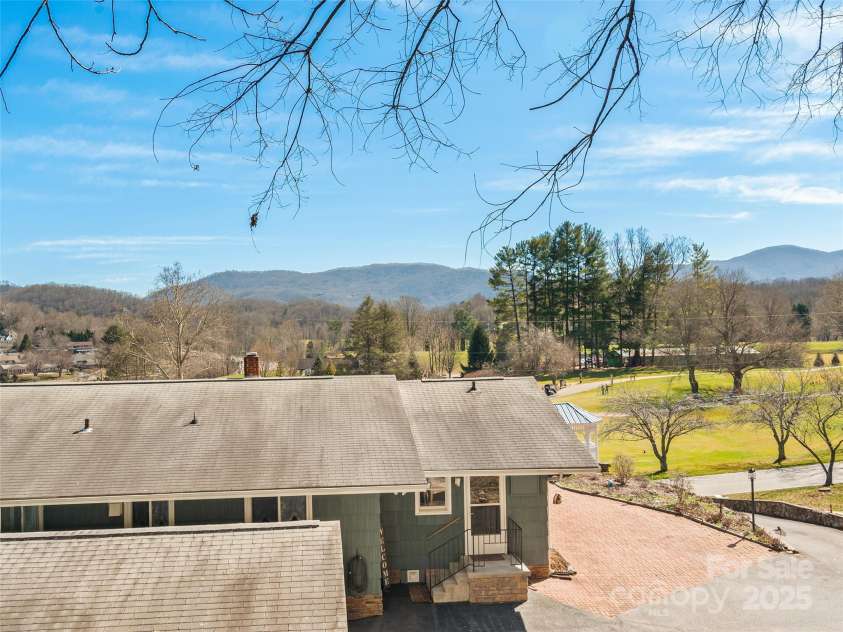 741 Golf Course Road, Waynesville, NC 28786.  MLS# CAR4228648, YatesRealty ID 5004. 