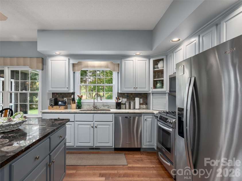 60 Beaumont Drive, Hendersonville, NC 28739.  MLS# CAR4423408, YatesRealty ID 50040. 