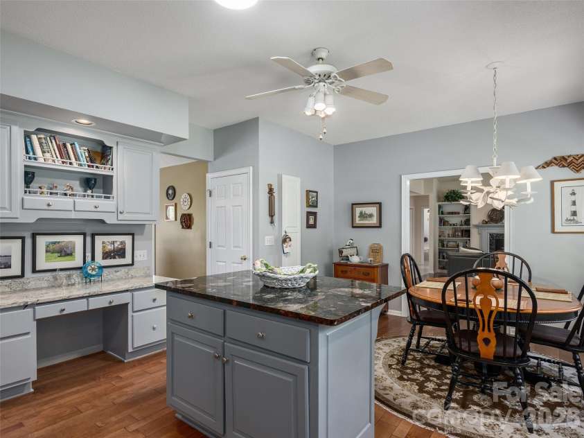 60 Beaumont Drive, Hendersonville, NC 28739.  MLS# CAR4423408, YatesRealty ID 50040. 