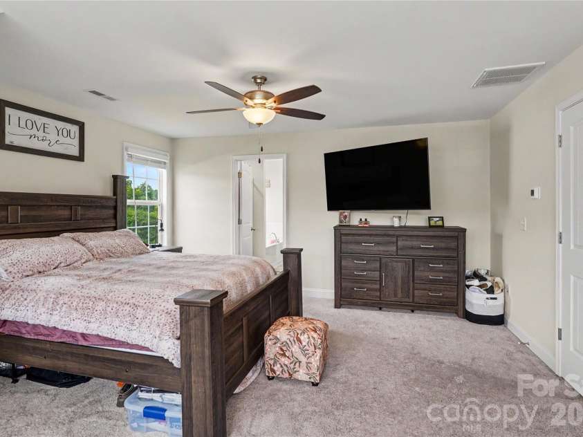 246 Kyndall Run Drive, Lexington, NC 27295.  MLS# CAR4421943, YatesRealty ID 50041. 