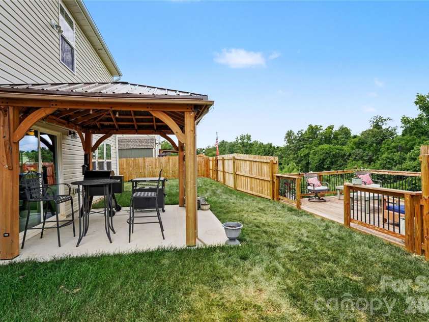 246 Kyndall Run Drive, Lexington, NC 27295.  MLS# CAR4421943, YatesRealty ID 50041. 
