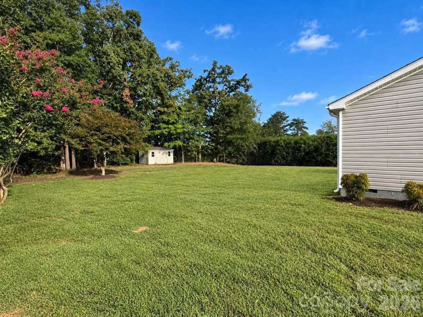 5217 Canterbury Drive, Conover, NC 28613.  MLS# CAR4423243, YatesRealty ID 50044. 