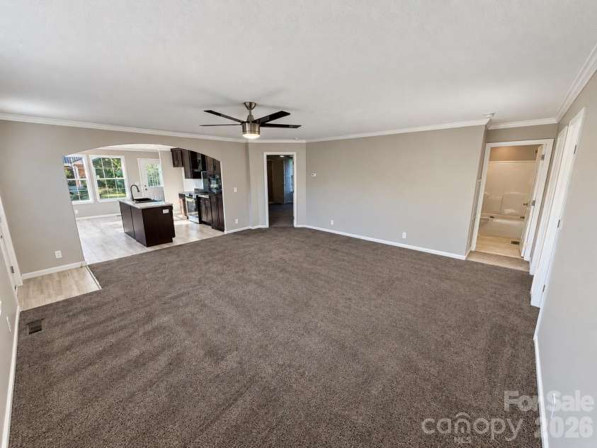 5217 Canterbury Drive, Conover, NC 28613.  MLS# CAR4423243, YatesRealty ID 50044. 