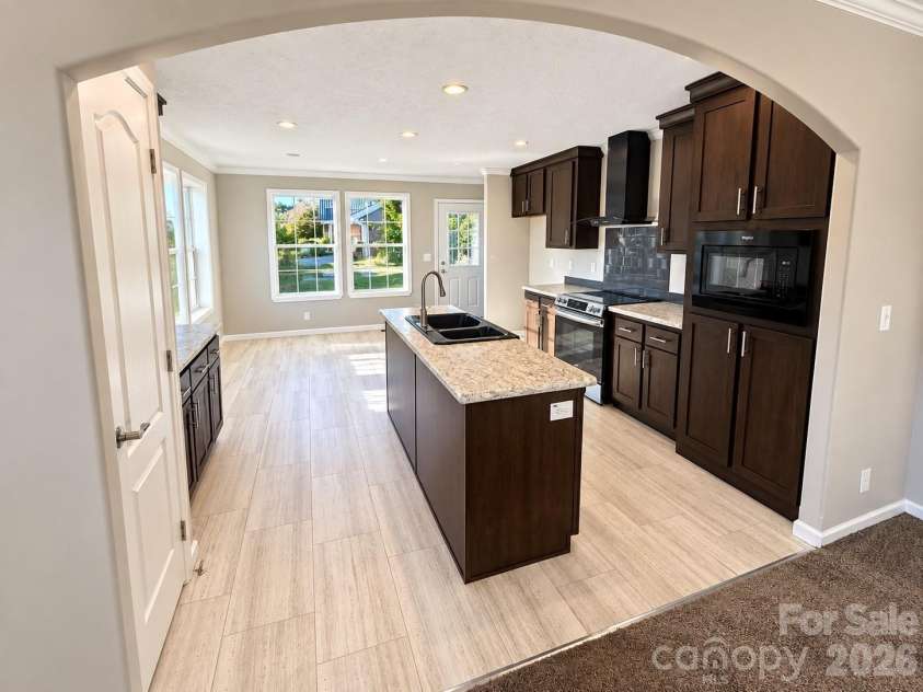 5217 Canterbury Drive, Conover, NC 28613.  MLS# CAR4423243, YatesRealty ID 50044. 