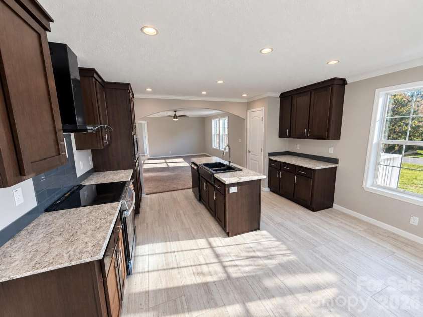 5217 Canterbury Drive, Conover, NC 28613.  MLS# CAR4423243, YatesRealty ID 50044. 
