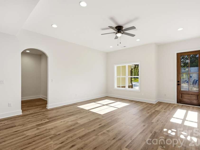 867 Sorrel Lane, Oakboro, NC 28129.  MLS# CAR4433115, YatesRealty ID 50045. 