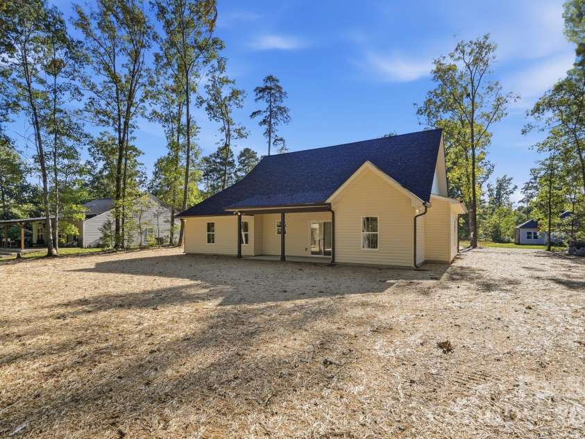 867 Sorrel Lane, Oakboro, NC 28129.  MLS# CAR4433115, YatesRealty ID 50045. 