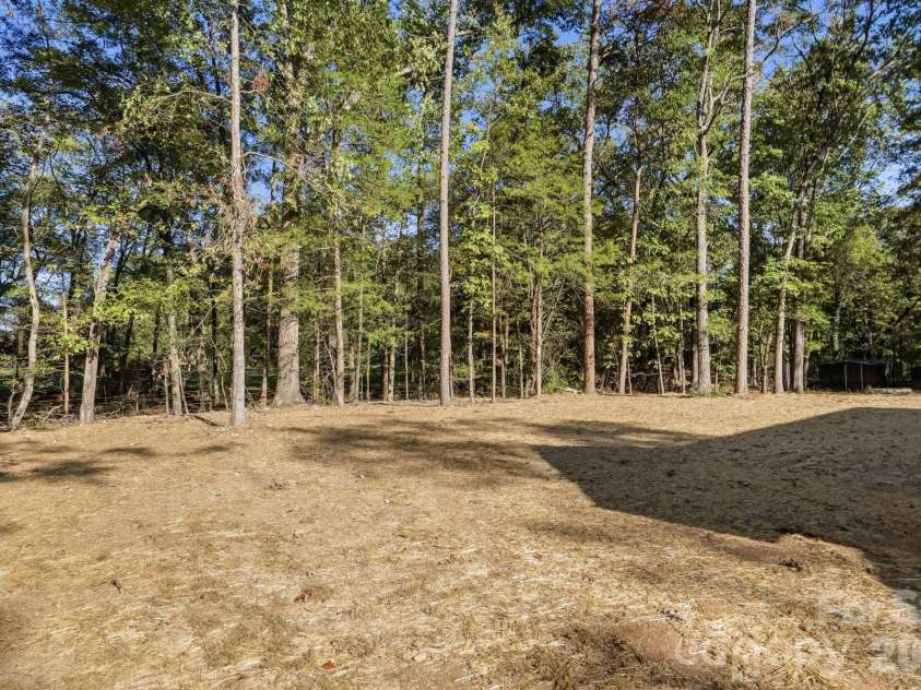 867 Sorrel Lane, Oakboro, NC 28129.  MLS# CAR4433115, YatesRealty ID 50045. Spacious back yard!