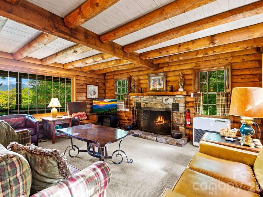 299 Sugar Vista Lane, Newland, NC 28657.  MLS# CAR4422071, YatesRealty ID 50049. 