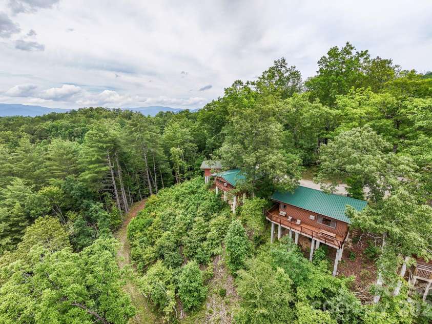 307 Blue Ridge Parkway, Bryson City, NC 28713.  MLS# CAR4359983, YatesRealty ID 5005. 