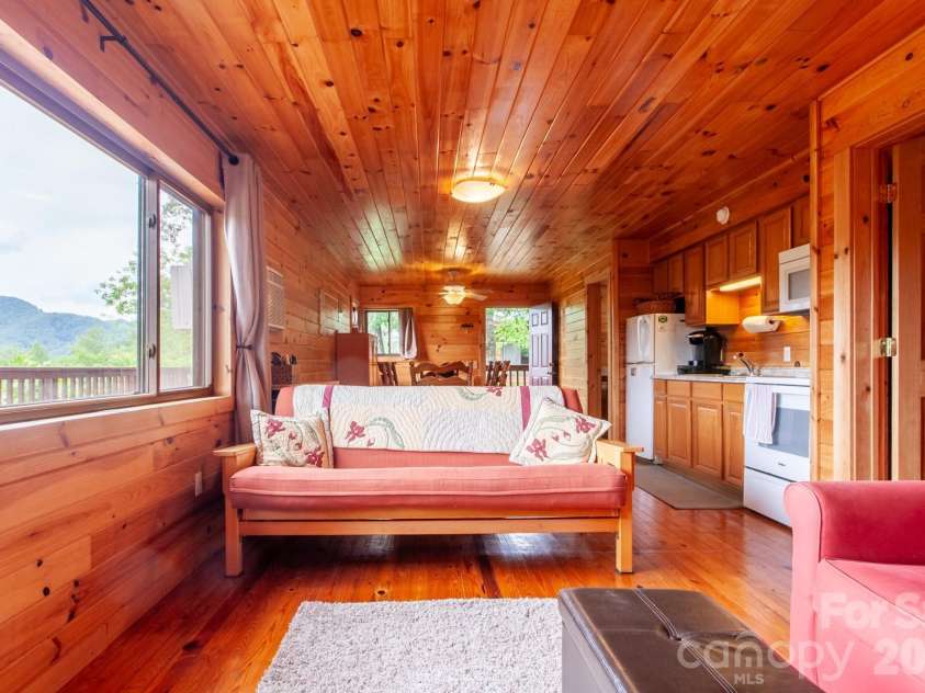 307 Blue Ridge Parkway, Bryson City, NC 28713.  MLS# CAR4359983, YatesRealty ID 5005. 
