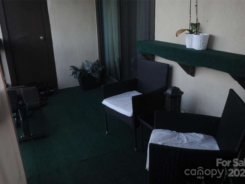 8149 Cedar Glen Drive, Charlotte, NC 28212.  MLS# CAR4231952, YatesRealty ID 5005. 