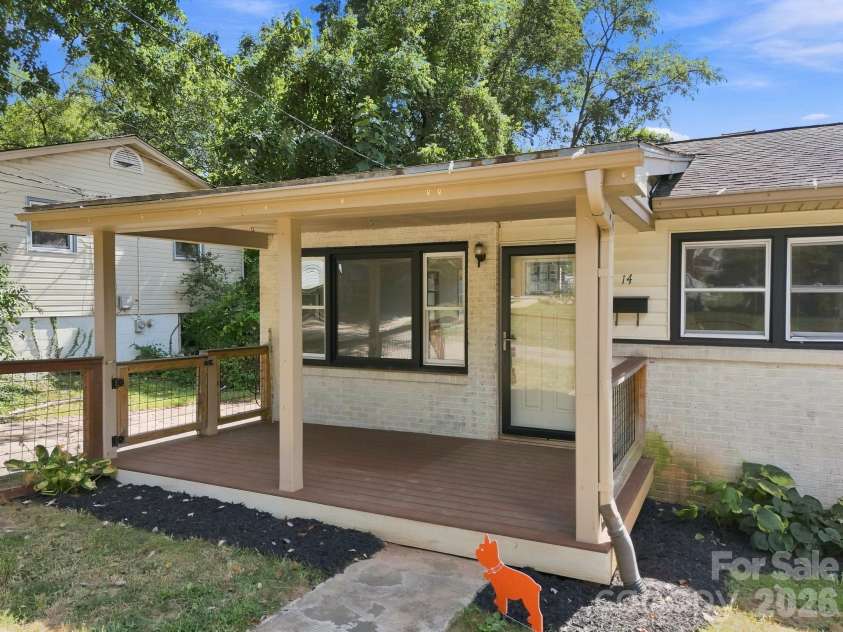14 Indiana Avenue, Asheville, NC 28806.  MLS# CAR4401394, YatesRealty ID 50059. 
