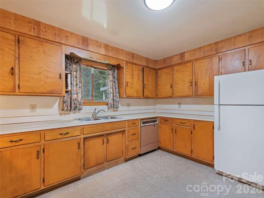 2968 Dutch Cove Road, Canton, NC 28716.  MLS# CAR4423590, YatesRealty ID 50062. 