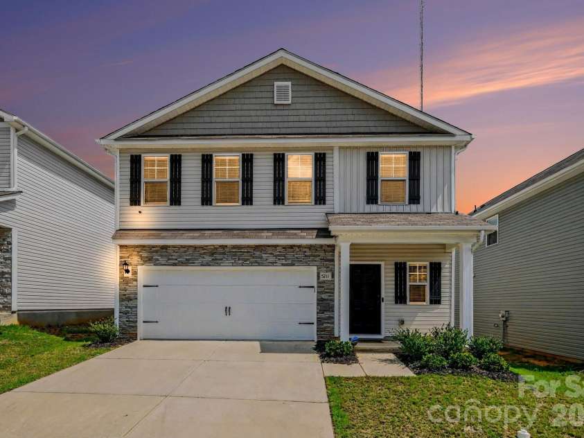 5211 Belstone Lane, Charlotte, NC 28215.  MLS# CAR4422986, YatesRealty ID 50066. 