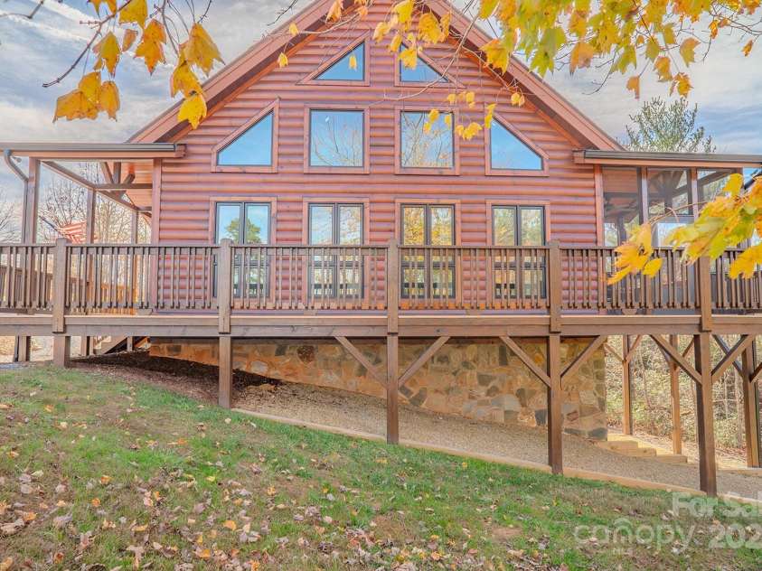 1203 Mountain Vista Drive, Nebo, NC 28761.  MLS# CAR4171416, YatesRealty ID 5007. 