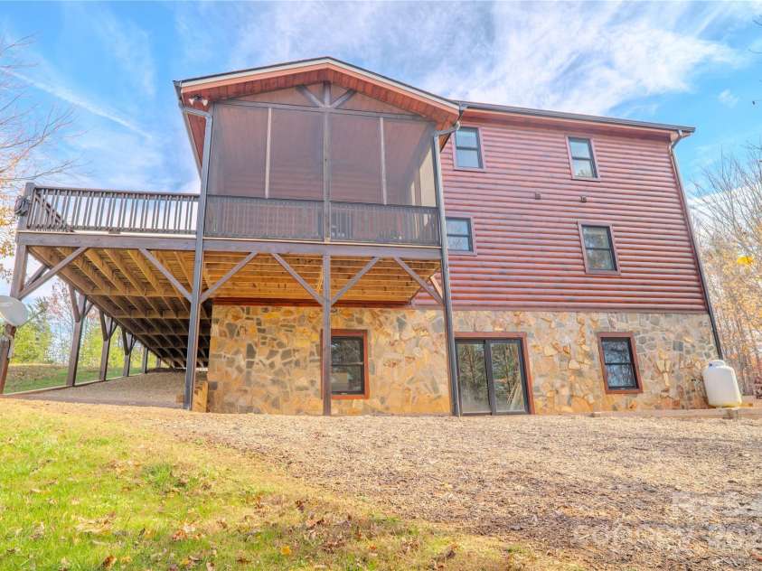 1203 Mountain Vista Drive, Nebo, NC 28761.  MLS# CAR4171416, YatesRealty ID 5007. 