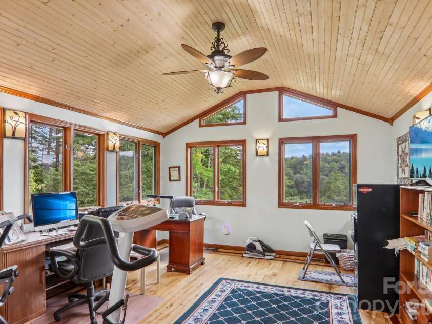 212 Rocky Meadow Lane, Etowah, NC 28729.  MLS# CAR4422905, YatesRealty ID 50071. 