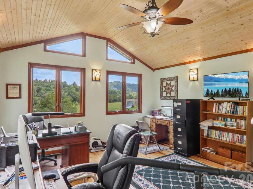 212 Rocky Meadow Lane, Etowah, NC 28729.  MLS# CAR4422905, YatesRealty ID 50071. 