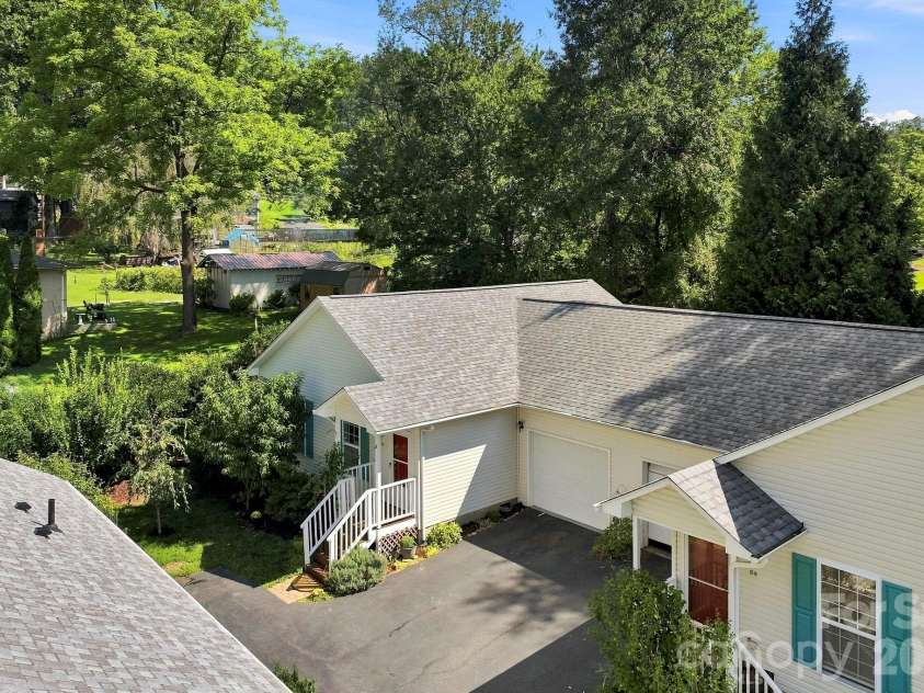 8A Bent Grass Court, Black Mountain, NC 28711.  MLS# CAR4422904, YatesRealty ID 50072. 
