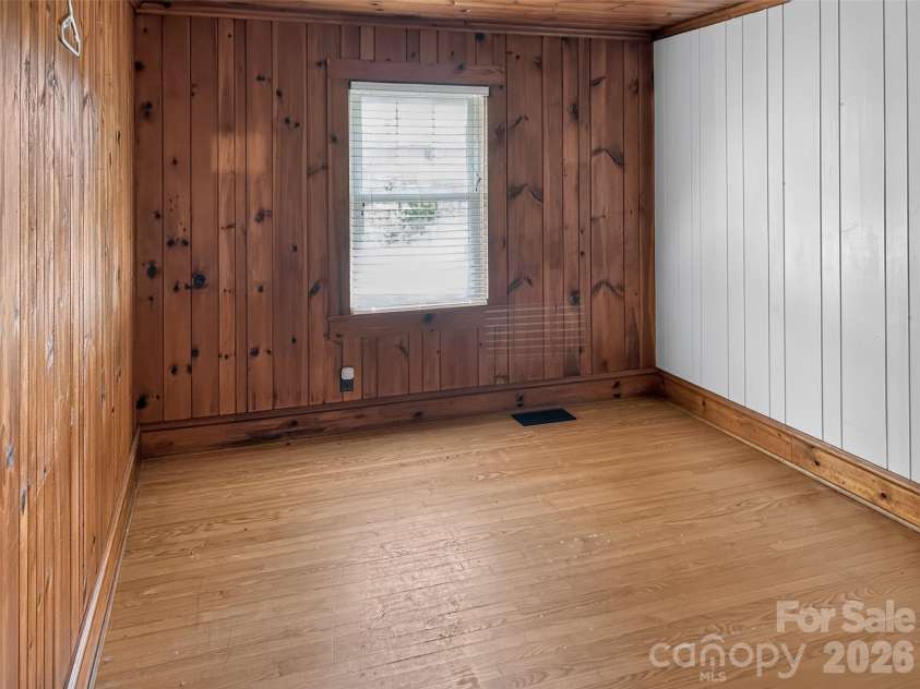 683 McDaniel Road, Lake Lure, NC 28746.  MLS# CAR4422885, YatesRealty ID 50074. Bedroom 3