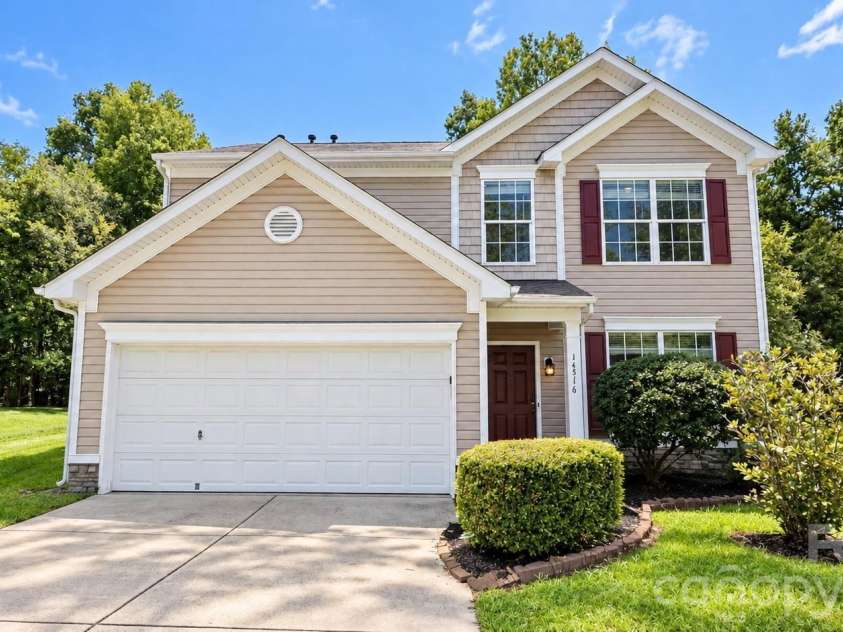 14516 Asheton Creek Drive, Charlotte, NC 28273.  MLS# CAR4417159, YatesRealty ID 50076. 