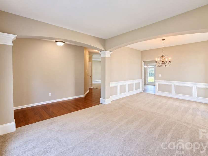 14516 Asheton Creek Drive, Charlotte, NC 28273.  MLS# CAR4417159, YatesRealty ID 50076. 