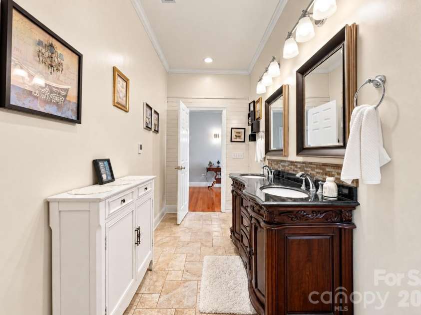 3628 Rainey Avenue, Sharon, SC 29742.  MLS# CAR4417525, YatesRealty ID 50078. Full Bath (Upper)