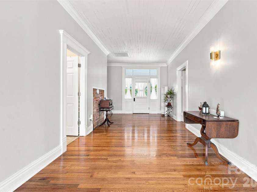 3628 Rainey Avenue, Sharon, SC 29742.  MLS# CAR4417525, YatesRealty ID 50078. Hallway (Upper)