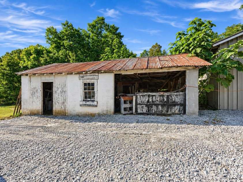 3628 Rainey Avenue, Sharon, SC 29742.  MLS# CAR4417525, YatesRealty ID 50078. Shed