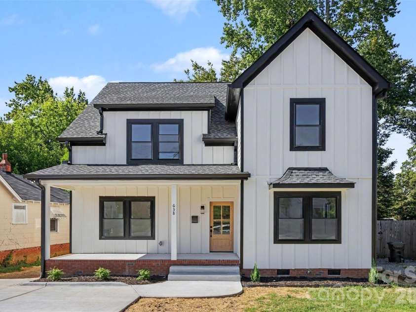 638 Black Street, Rock Hill, SC 29730.  MLS# CAR4423165, YatesRealty ID 50079. 