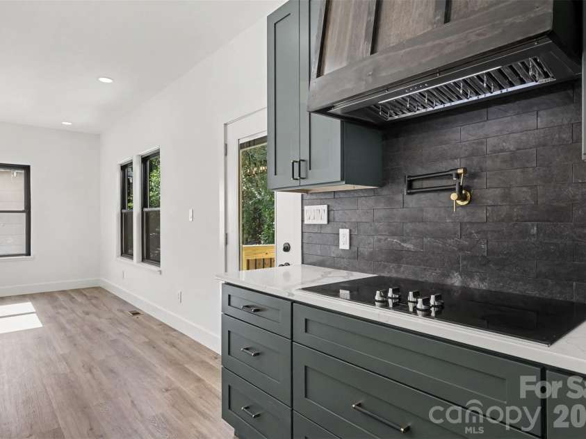 638 Black Street, Rock Hill, SC 29730.  MLS# CAR4423165, YatesRealty ID 50079. 