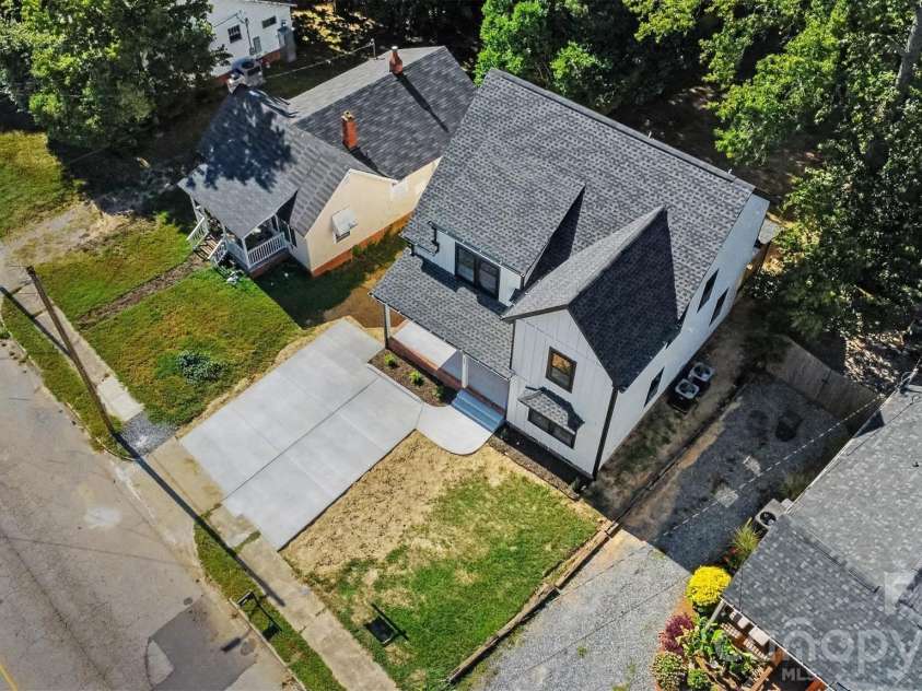638 Black Street, Rock Hill, SC 29730.  MLS# CAR4423165, YatesRealty ID 50079. 