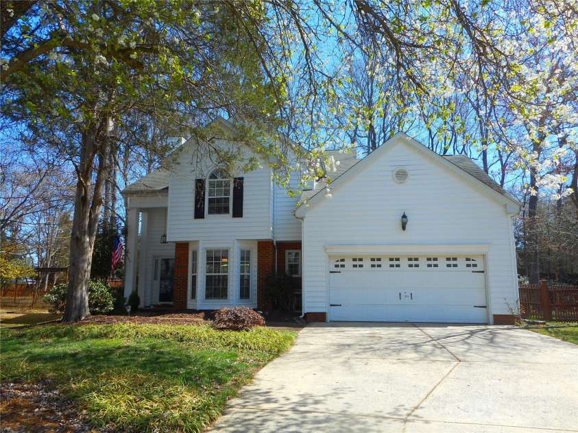 9331 Hanworth Trace Drive, Charlotte, NC 28277.  MLS# CAR4229071, YatesRealty ID 5008. 
