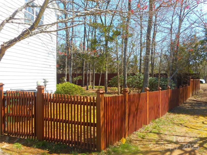 9331 Hanworth Trace Drive, Charlotte, NC 28277.  MLS# CAR4229071, YatesRealty ID 5008. 