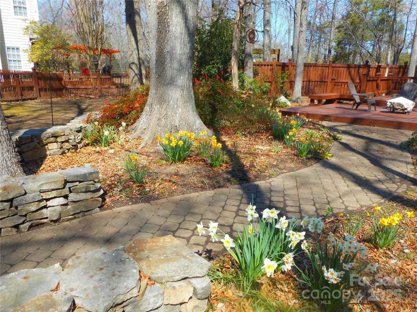 9331 Hanworth Trace Drive, Charlotte, NC 28277.  MLS# CAR4229071, YatesRealty ID 5008. 