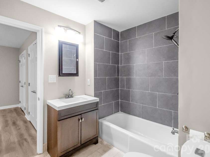 6009 Coaching Inn Court, Charlotte, NC 28270.  MLS# CAR4423654, YatesRealty ID 50081. 