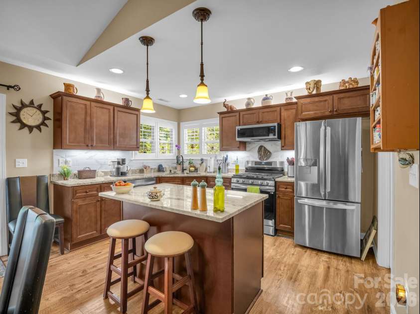 138 Brookwood Creek Drive, Landrum, SC 29356.  MLS# CAR4423347, YatesRealty ID 50085. 