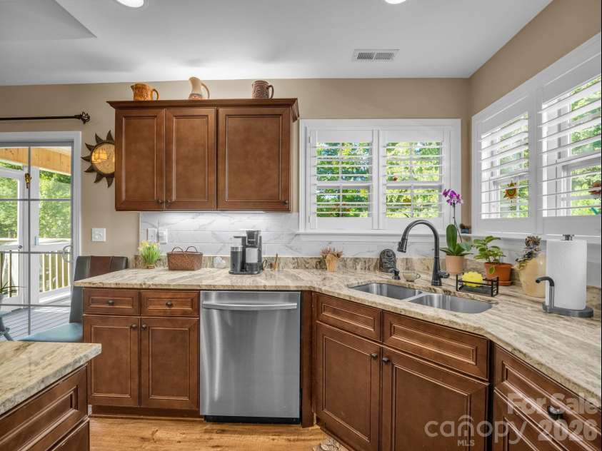 138 Brookwood Creek Drive, Landrum, SC 29356.  MLS# CAR4423347, YatesRealty ID 50085. 