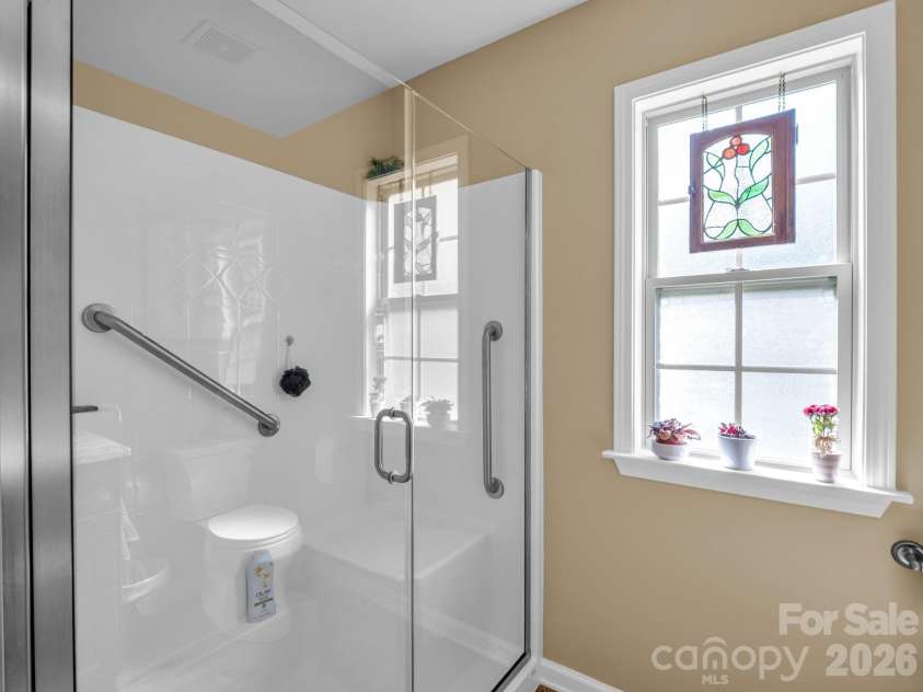 138 Brookwood Creek Drive, Landrum, SC 29356.  MLS# CAR4423347, YatesRealty ID 50085. 