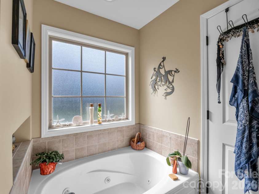 138 Brookwood Creek Drive, Landrum, SC 29356.  MLS# CAR4423347, YatesRealty ID 50085. 